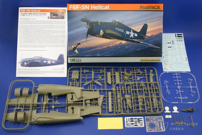 Сборная модель F6F-5N Hellcat Eduard