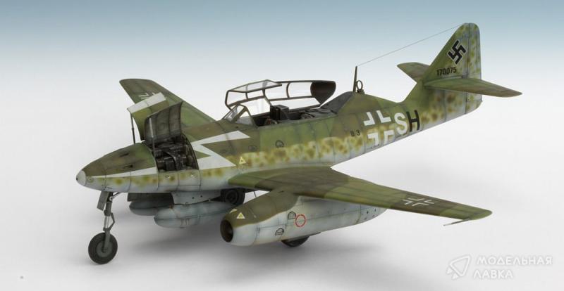 Фото #5 для Сборная модель Messerschmitt Me 262 B-1a