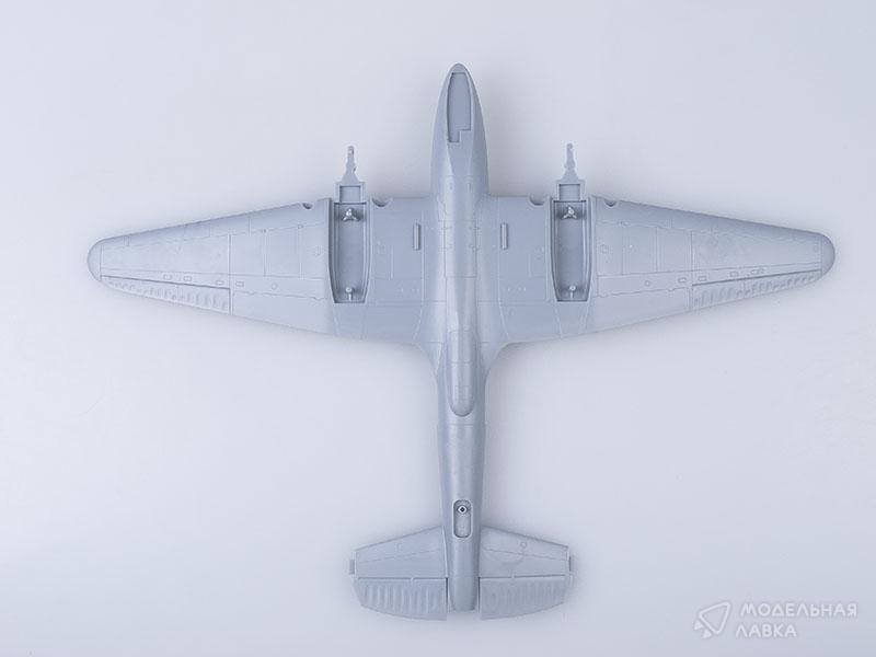 Сборная модель пикирующий бомбардировщик ПЕ-2 Моделист