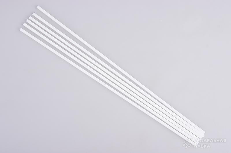Пластиковые стержни (квадратные белые матовые) 5х5мм длиной 40см (6шт) Tamiya