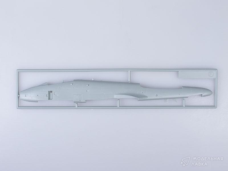 Фото #8 для Сборная модель самолет А-10А "Тандерболт 2" с клеем, кисточкой и красками.
