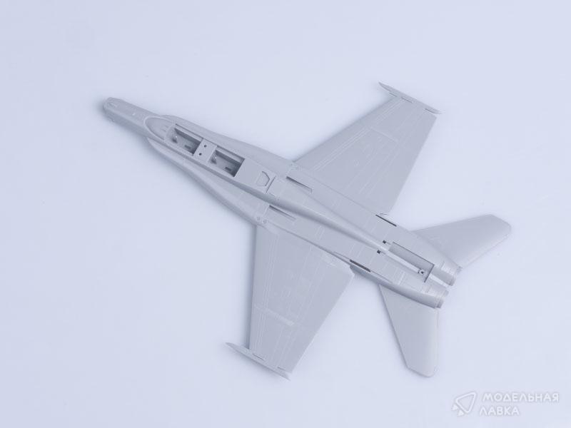 Фото #5 для Сборная модель самолет F/A-18A Hornet
