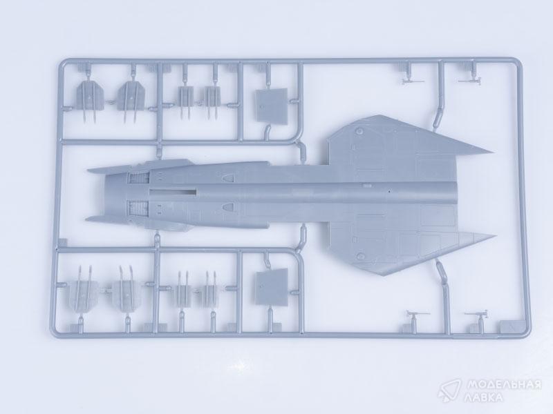 Фото #14 для Сборная модель самолет Миг-23МЛ Flogger-C