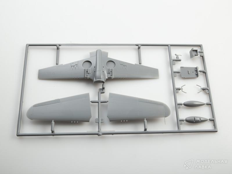 Фото #4 для Сборная модель самолет P-40N WARNAWK A9