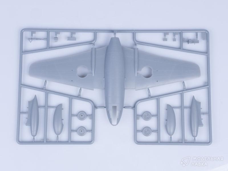 Фото #4 для Сборная модель самолет Vampire FB.Mk9