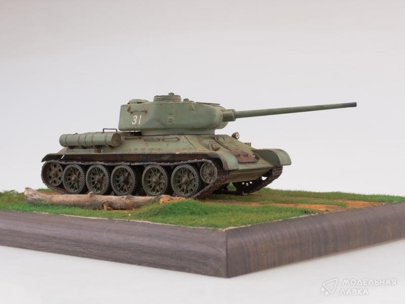 Фото #16 для Сборная модель средний танк T-34-85