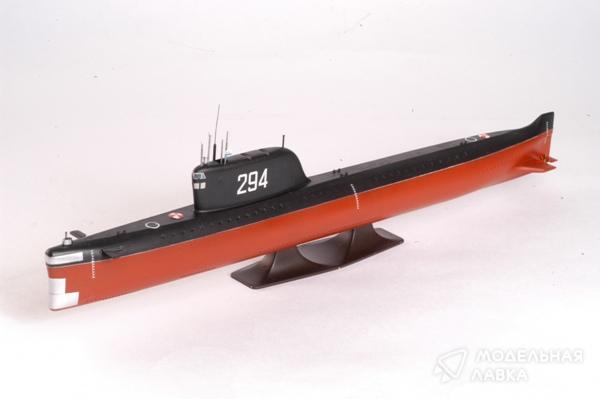 Сборная модель советская атомная подводная лодка К-19 Звезда
