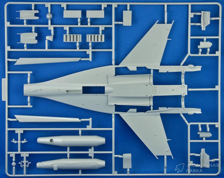 Фото #3 для Сборная модель советский истребитель МИГ-29 9-13 "Fulcrum C"