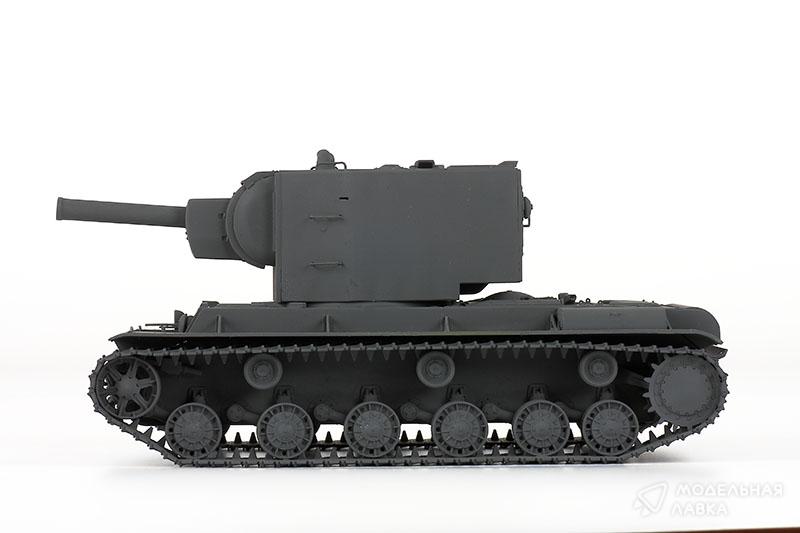 Сборная модель советский тяжелый танк КВ-2 Звезда