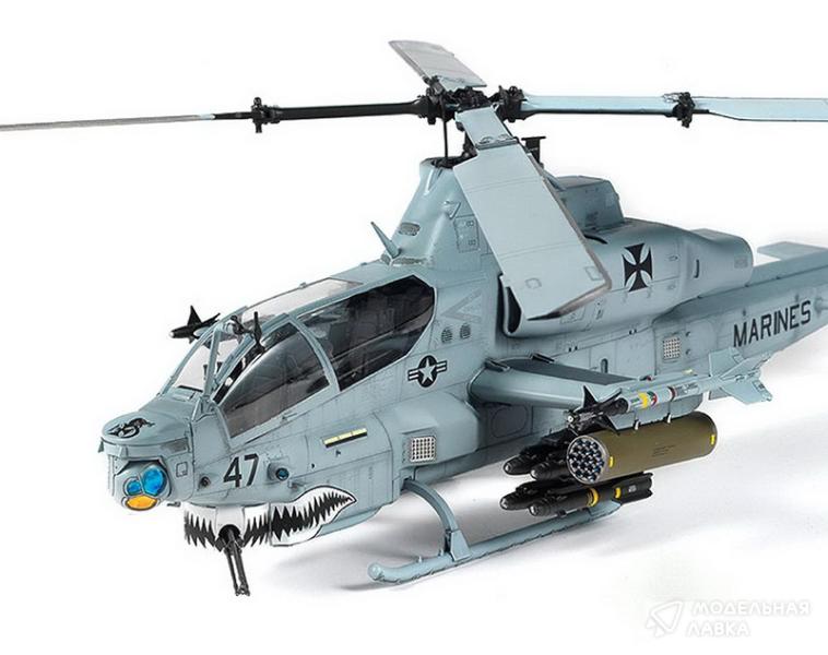 Фото #6 для Сборная модель USMC AH-1Z "Shark Mouth"