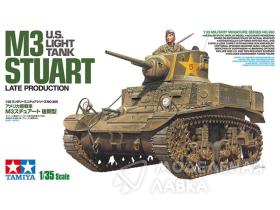 Американский легкий танк M3 Stuart, поздних выпусков с фигурой командира