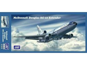 Американский самолет-заправщик McDonnell Douglas KC-10 Extender
