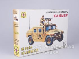 Армейский автомобиль Хаммер