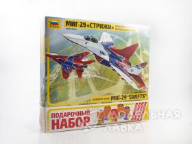 МиГ-29 "Стрижи" с клеем, кисточкой и красками.