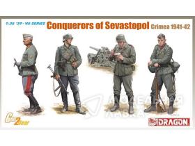Немецкие солдаты в Севастополе