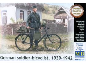 Немецкий солдат-велосипедист, 1939-1942