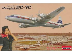 Самолет Douglas DC-7C Japan Air Lines