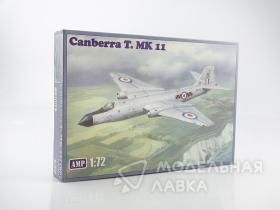 Самолет E.E. Canberra T.Mk 11
