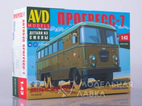 Сборная модель Штабной автобус Прогресс-7