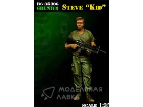 Steve "Kid"