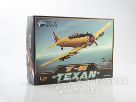 Учебный самолет T-6 "Texan"