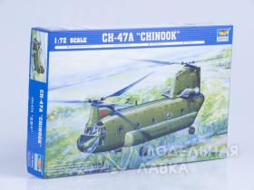 Вертолет CH-47A Chinook medium-lift helicopter