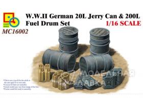 WWII German 20L Jerry Can & 200L Fuel Drum Set