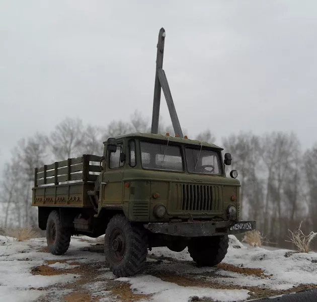 Сборная модель Армейский грузовик Горький-66 4х4