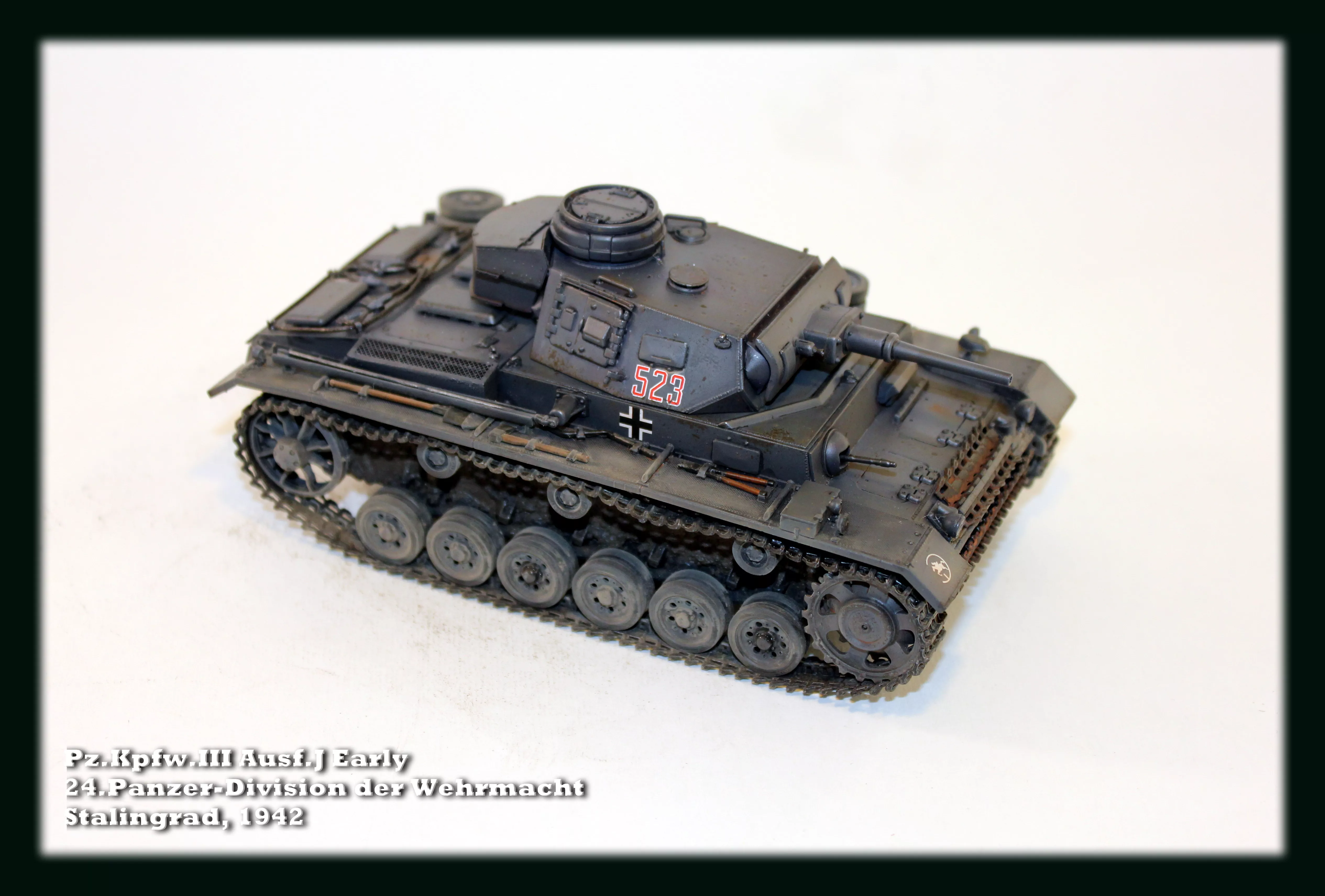 Танк Pz.Kpfw.III Ausf.J. (2в1)