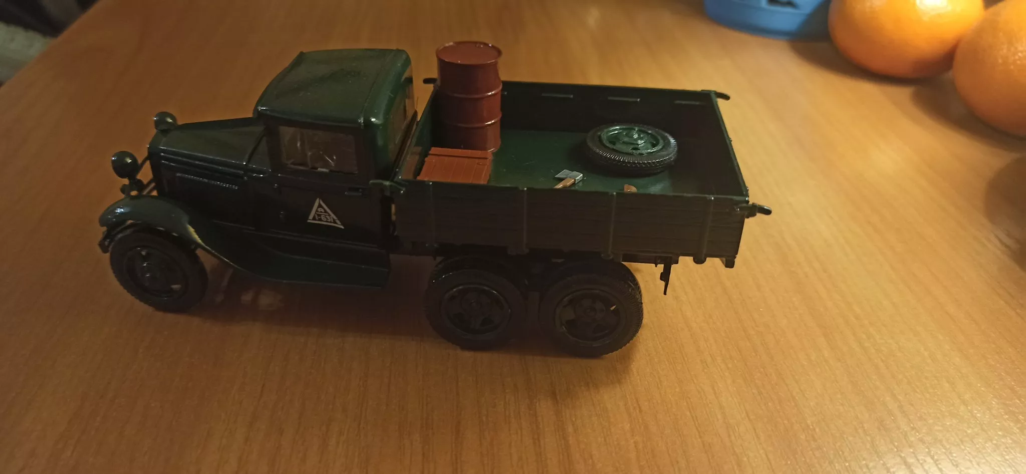 Советский армейский трехосный грузовик