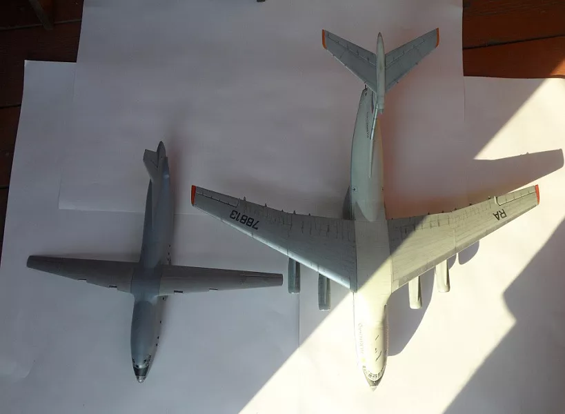 Самолет AN-12 BK