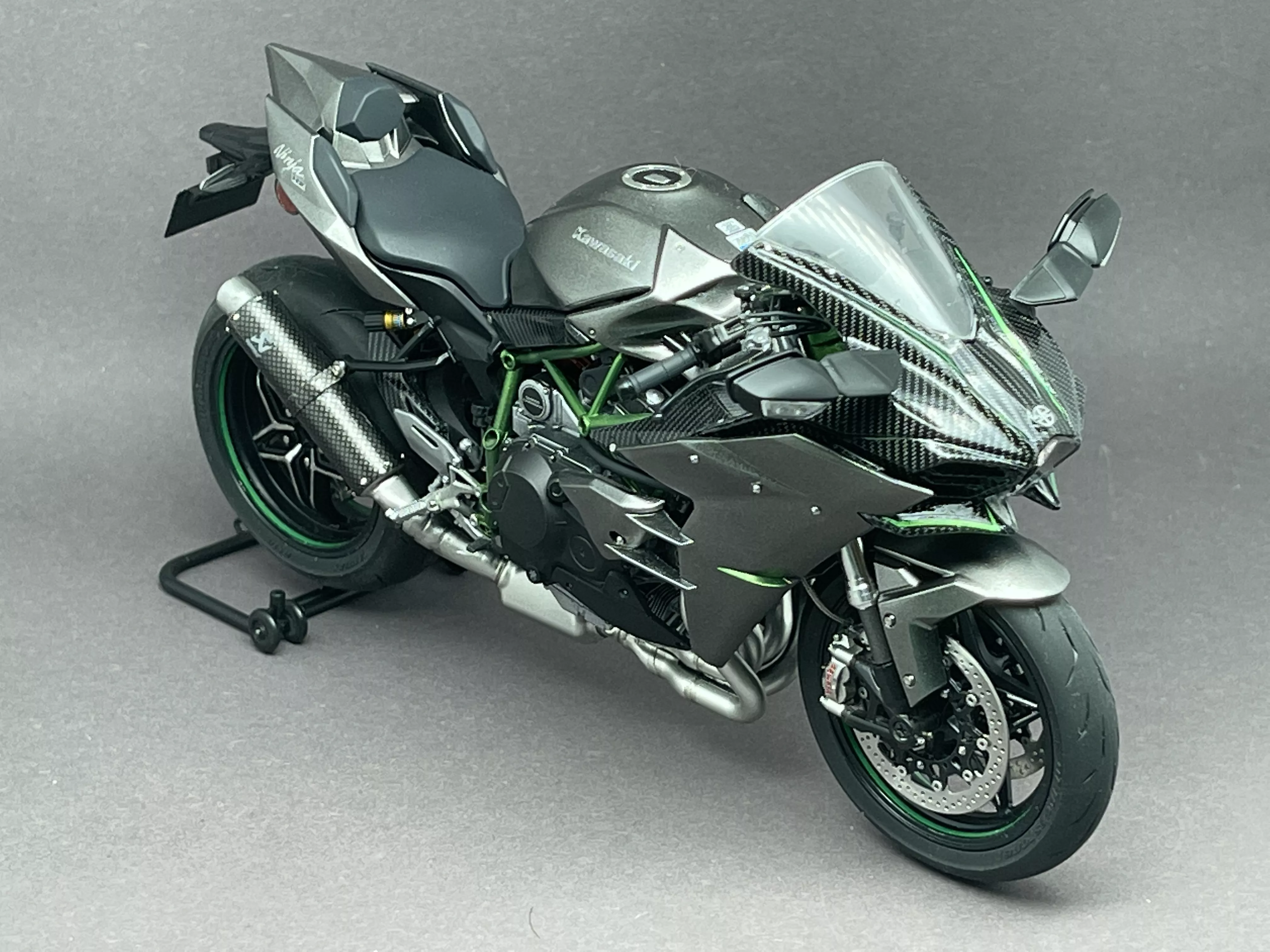 Мотоцикл Kawasaki Ninja H2 Carbon