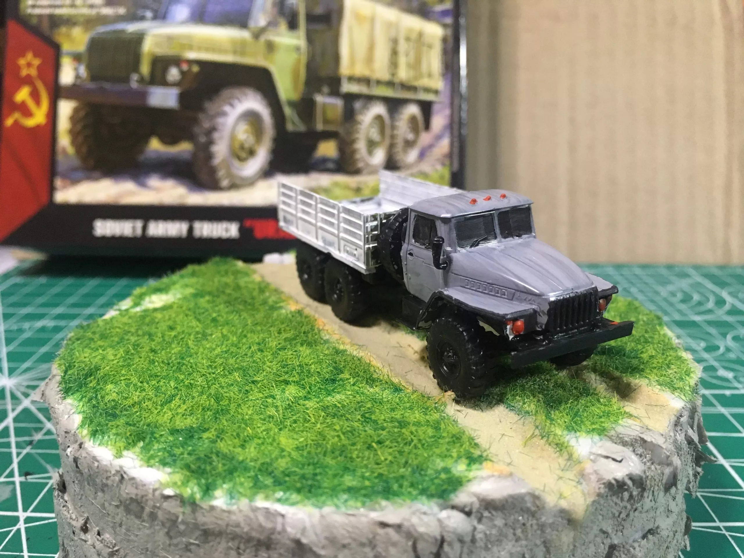 Советский армейский грузовик 4320