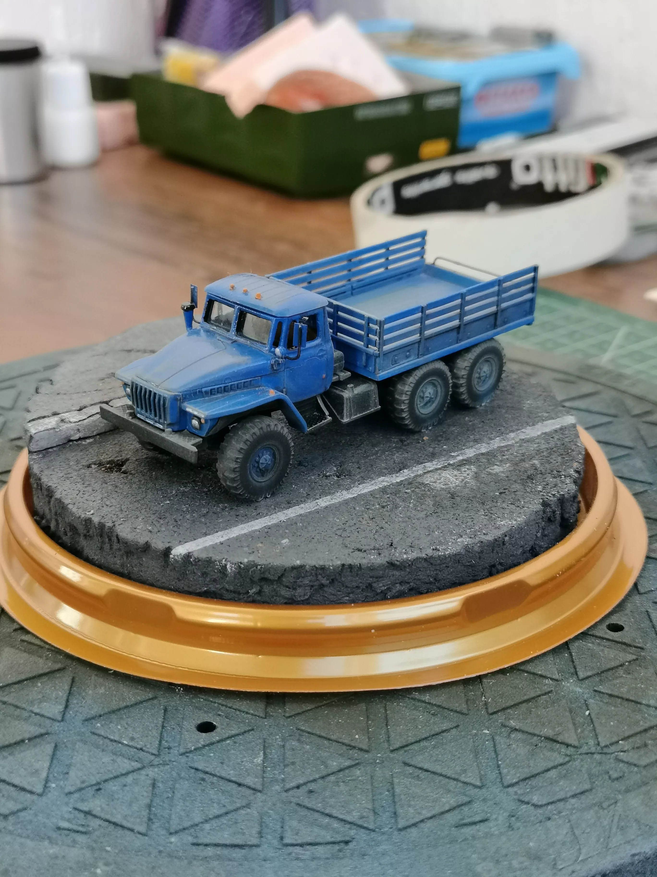Советский армейский грузовик 4320