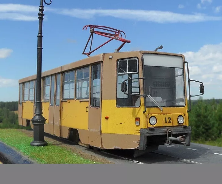 Сборная модель Трамвай КТМ-8