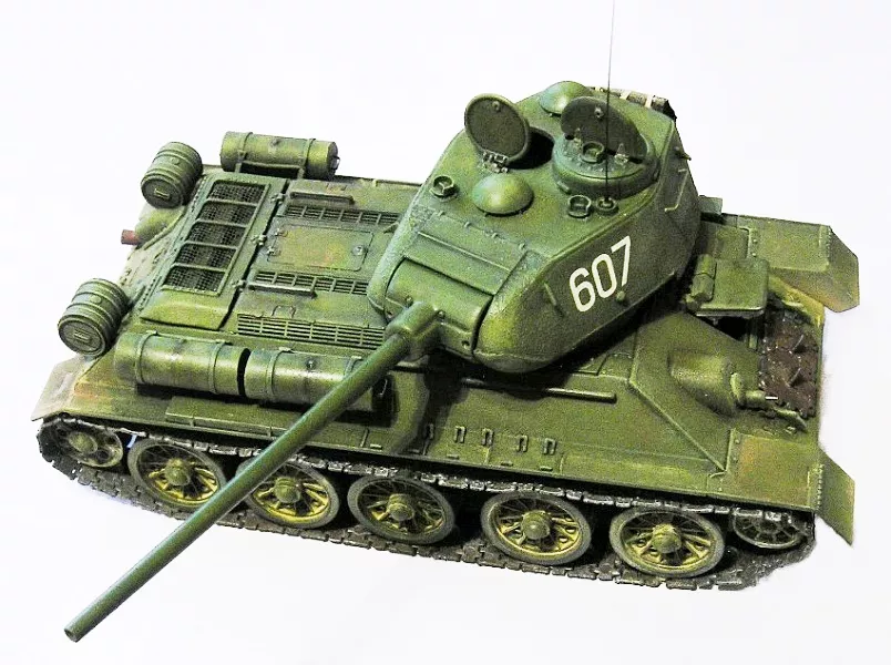 Советский средний танк Т-34-85